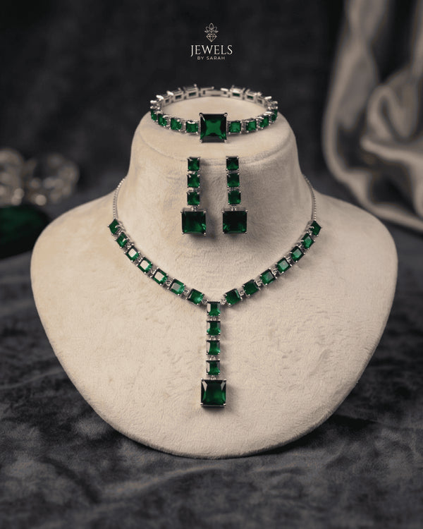Empress-Collection-Emerald-Green-Zircon-V-Necklace-Set-Display