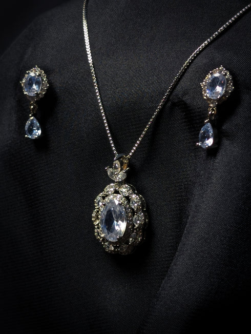 Elegant Sapphire & Diamond-Style Jewelry Set – Necklace & Earrings