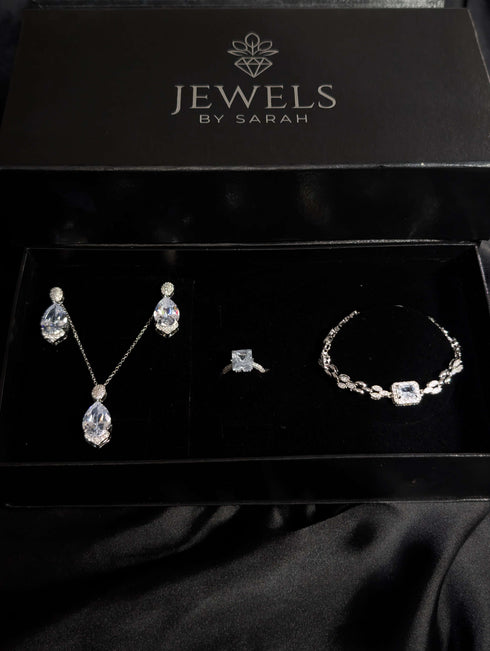 Diamond Cut Crystal Necklace Set – Silver & White