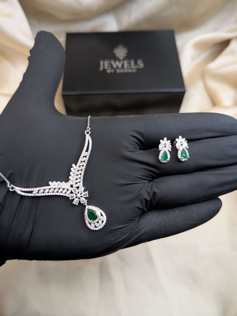 S925 Sterling Silver Floral Pear-Drop Necklace Set in Emerald Green, Black, and White Zircon Stones - Luxury Jewellery Pakistan