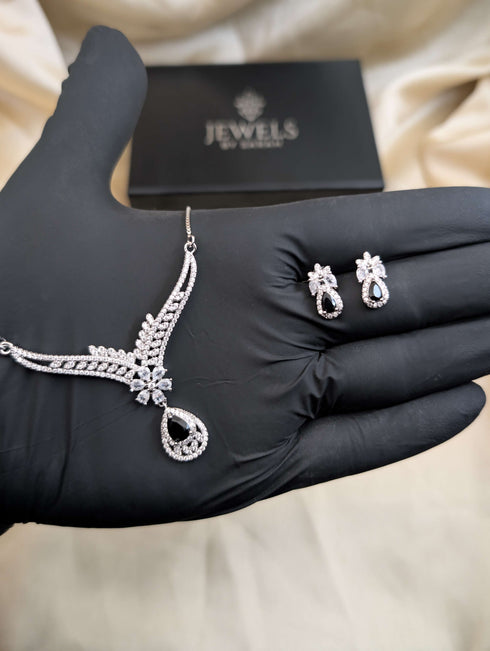 S925 Sterling Silver Floral Pear-Drop Necklace Set in Emerald Green, Black, and White Zircon Stones - Luxury Jewellery Pakistan