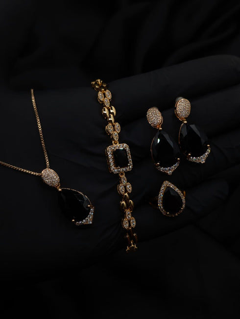 Premium 4-Piece Zircon Jewelry Set – Necklace, Earrings, Bracelet & Ring